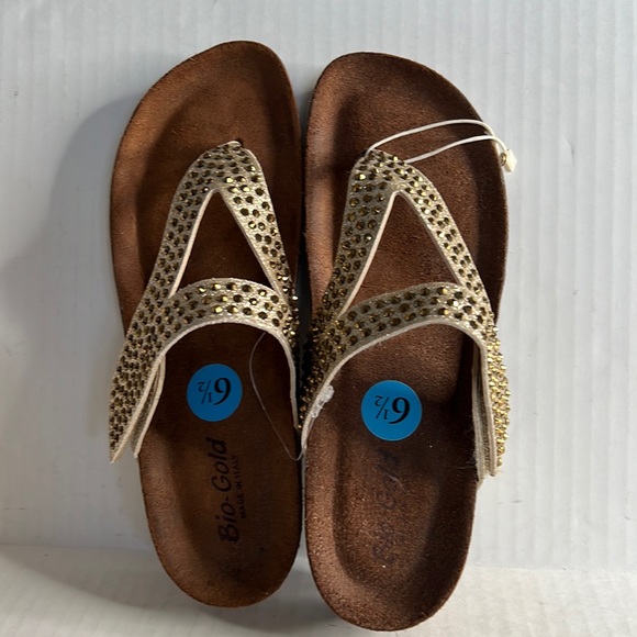 Like new Bio-Gold with gold glitter stones wedge sandals - Picture 2 of 8